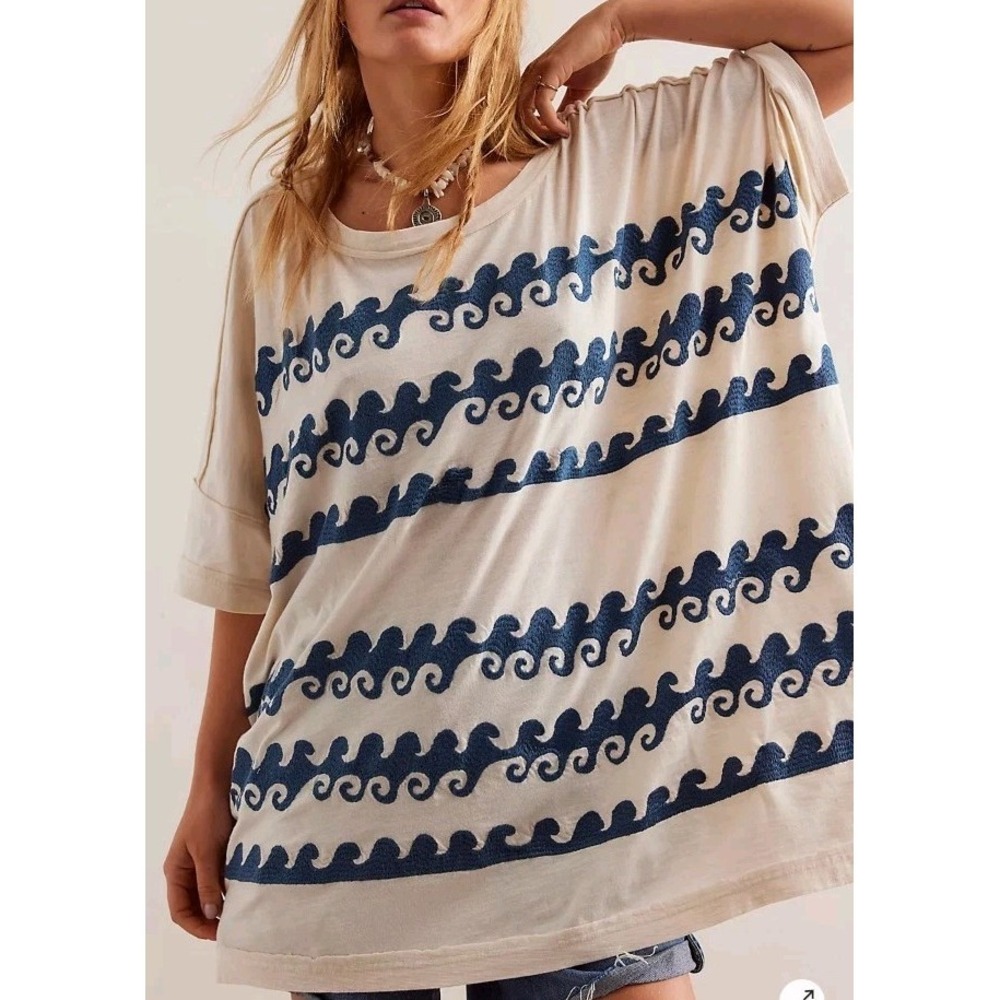 Free People We The Free Chill Vibes Tee XS Oversized Wave Embroidered Cotton - Picture 4 of 14